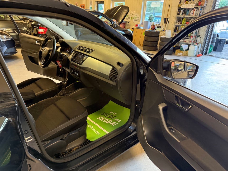 Skoda Fabia 1,0 TSi 110 Ambition Combi DSG 5d