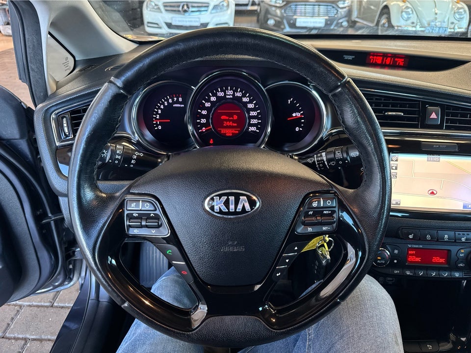 Kia Ceed 1,0 T-GDi Premium SW 5d