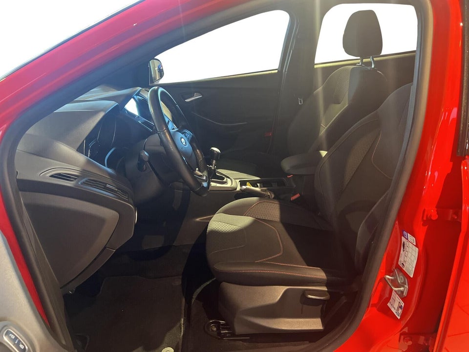 Ford Focus 1,0 SCTi 125 ST-Line+ 5d