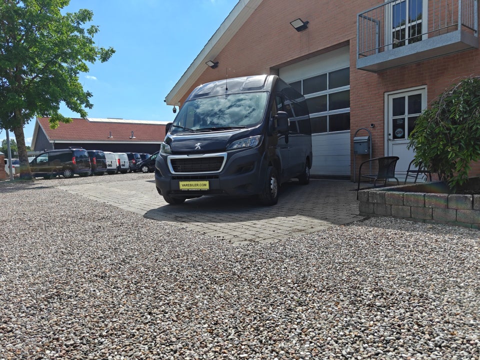 Peugeot Boxer 335 2,0 BlueHDi 130 L2H2