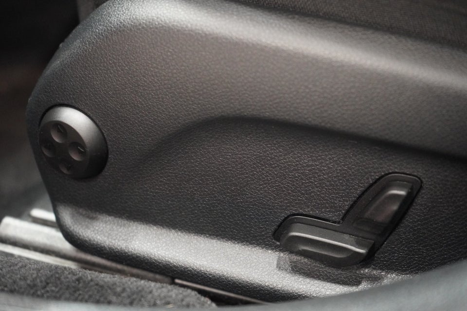 Mercedes E220 d 2,0 Avantgarde stc. aut. 5d