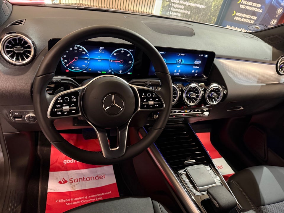 Mercedes EQA350 Progressive 4Matic 5d