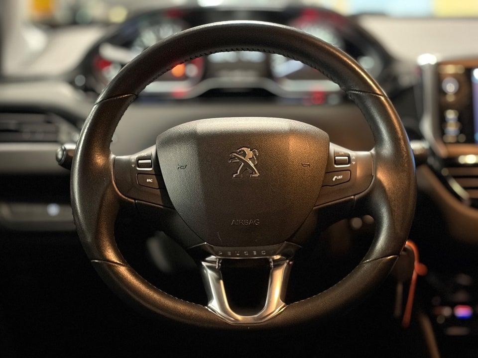 Peugeot 208 1,6 BlueHDi 100 Active 5d