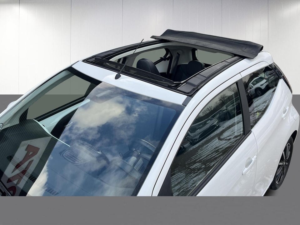 Toyota Aygo 1,0 VVT-i x-sky 5d