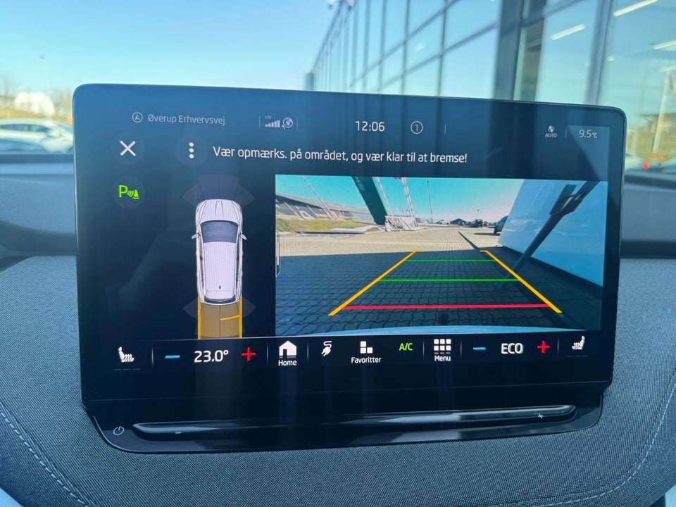 Skoda Enyaq 80 iV Loft 5d