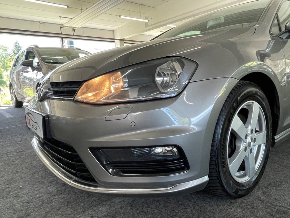 VW Golf VII 2,0 TDi 150 R-line Variant DSG BMT 5d