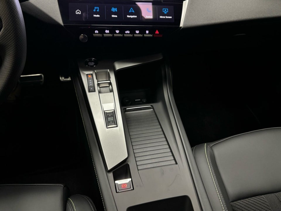 Peugeot e-308 54 GT 5d