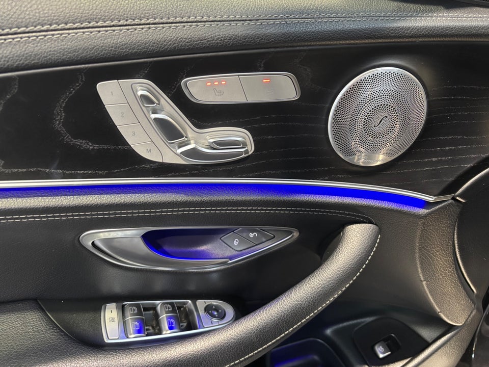 Mercedes E300 de 2,0 AMG Line aut. 4d