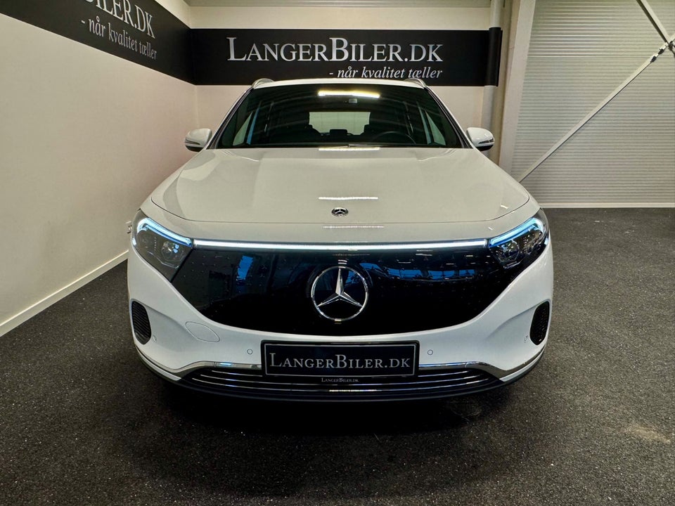 Mercedes EQA300 Progressive 4Matic 5d