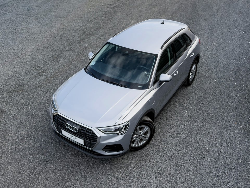 Audi Q3 45 TFSi e Attitude plus S-tr. 5d