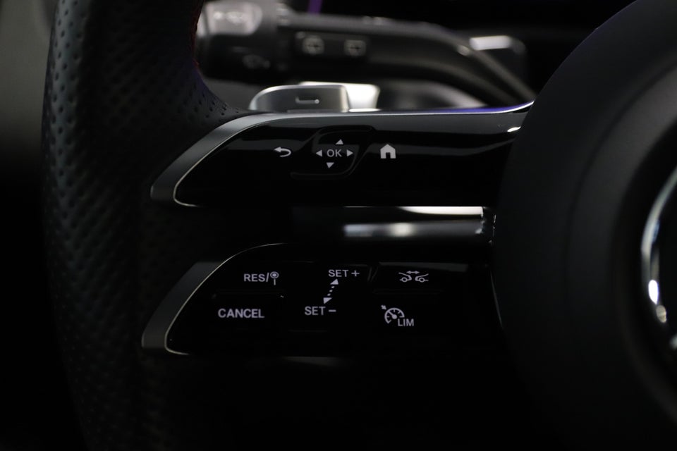 Mercedes EQB300 AMG Line 4Matic 7prs 5d