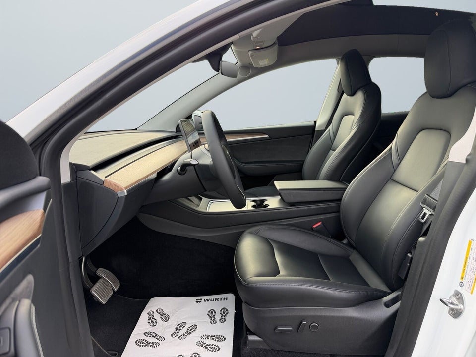 Tesla Model Y Long Range RWD 5d