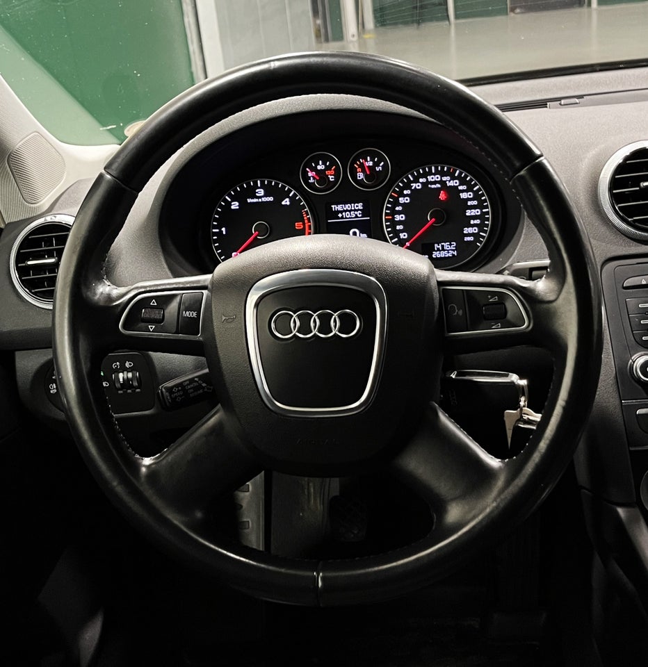 Audi A3 1,6 TDi Ambiente Sportback 5d