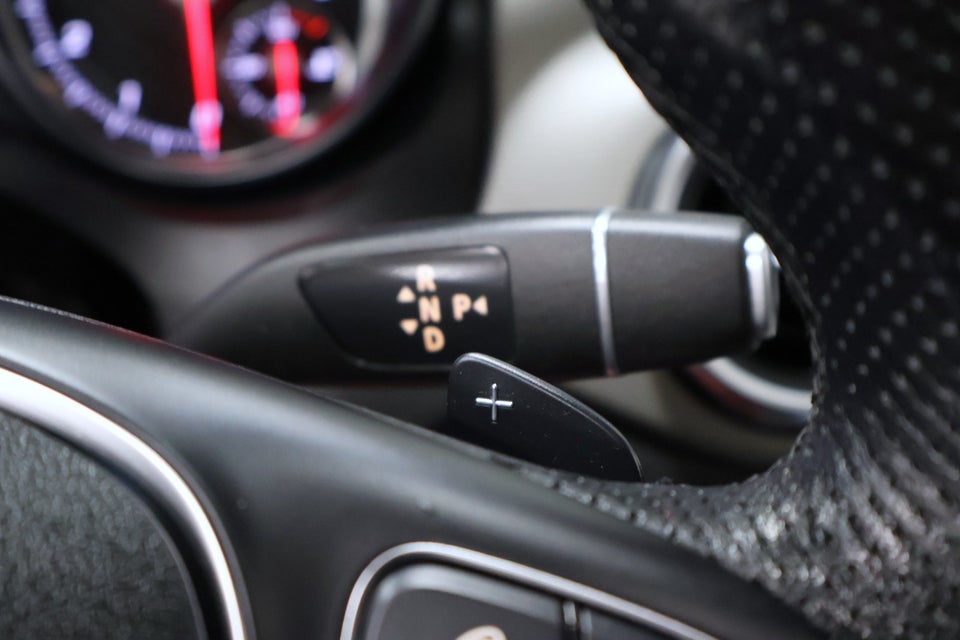 Mercedes GLA250 2,0 aut. 4Matic 5d