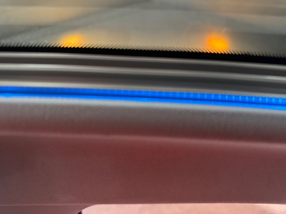 Peugeot 208 1,6 BlueHDi 100 Allure Sky 5d