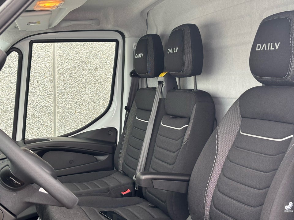 Iveco Daily 3,0 35C18 9m³ Van AG8