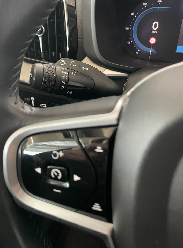 Volvo XC60 2,0 T6 ReCharge Inscription aut. AWD 5d