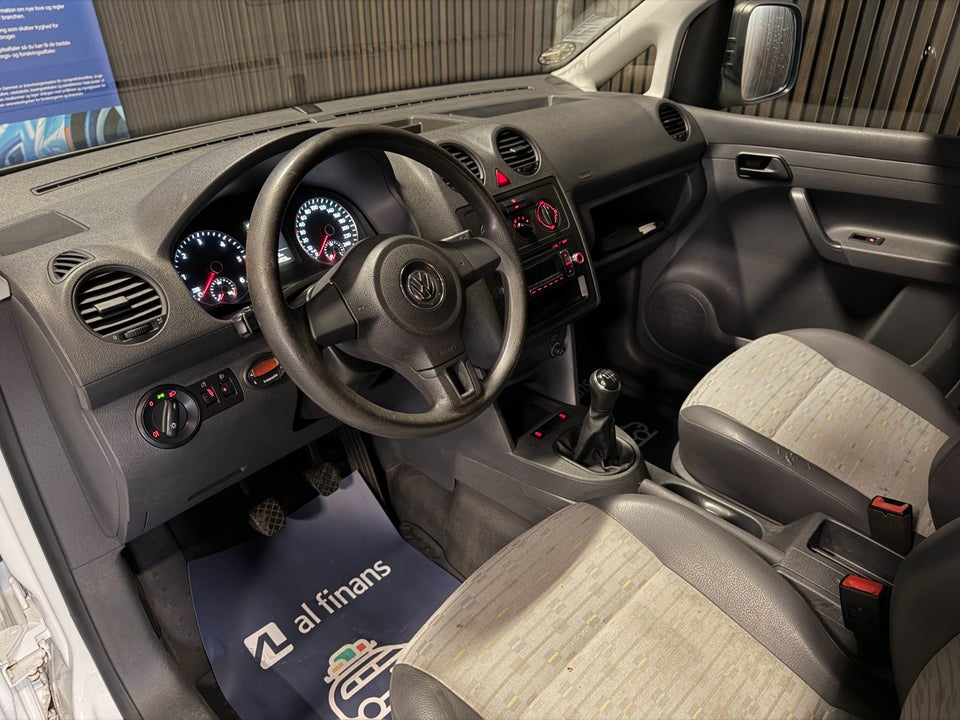 VW Caddy 1,6 TDi 102 BMT Van 4d