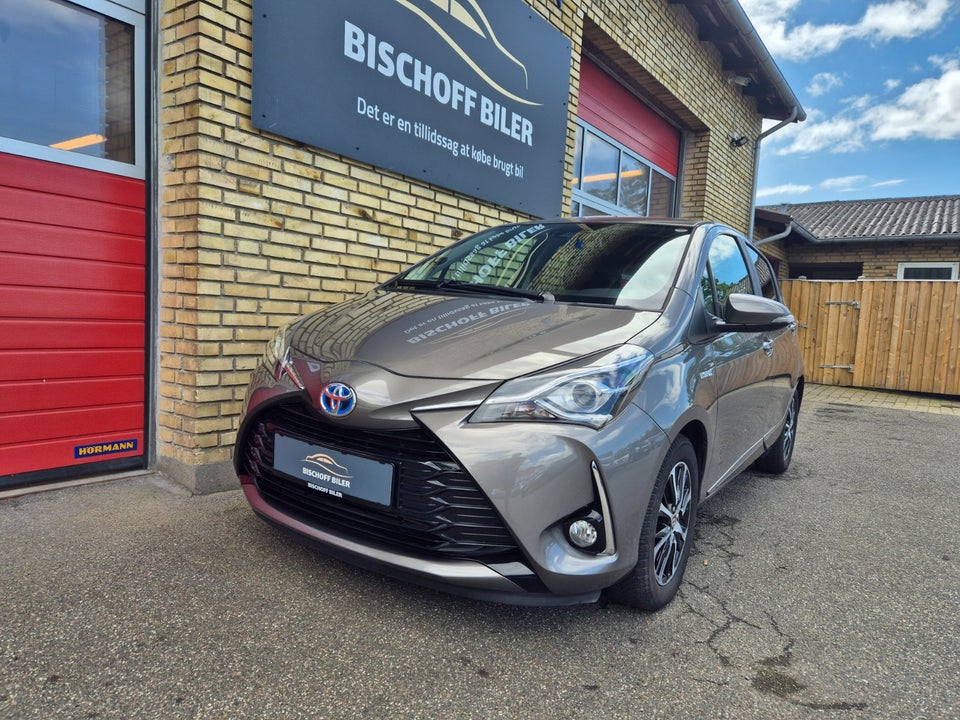 Toyota Yaris 1,5 Hybrid H3 Limited e-CVT 5d