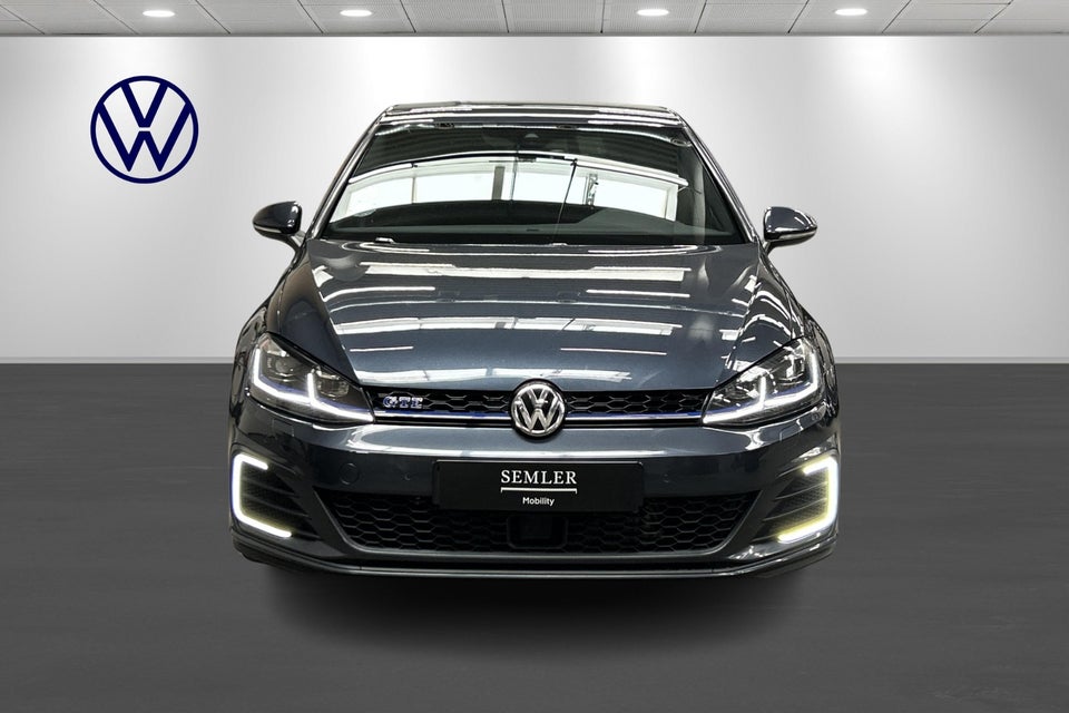 VW Golf VII 1,4 GTE DSG 5d