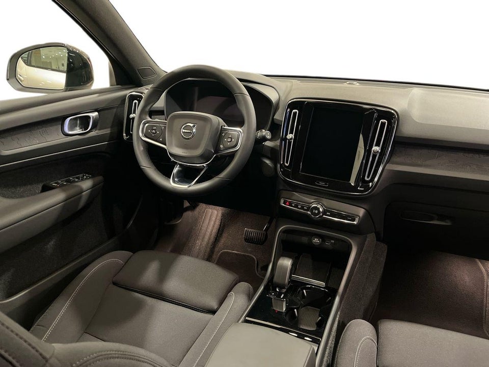 Volvo XC40 P6 ReCharge Core 5d