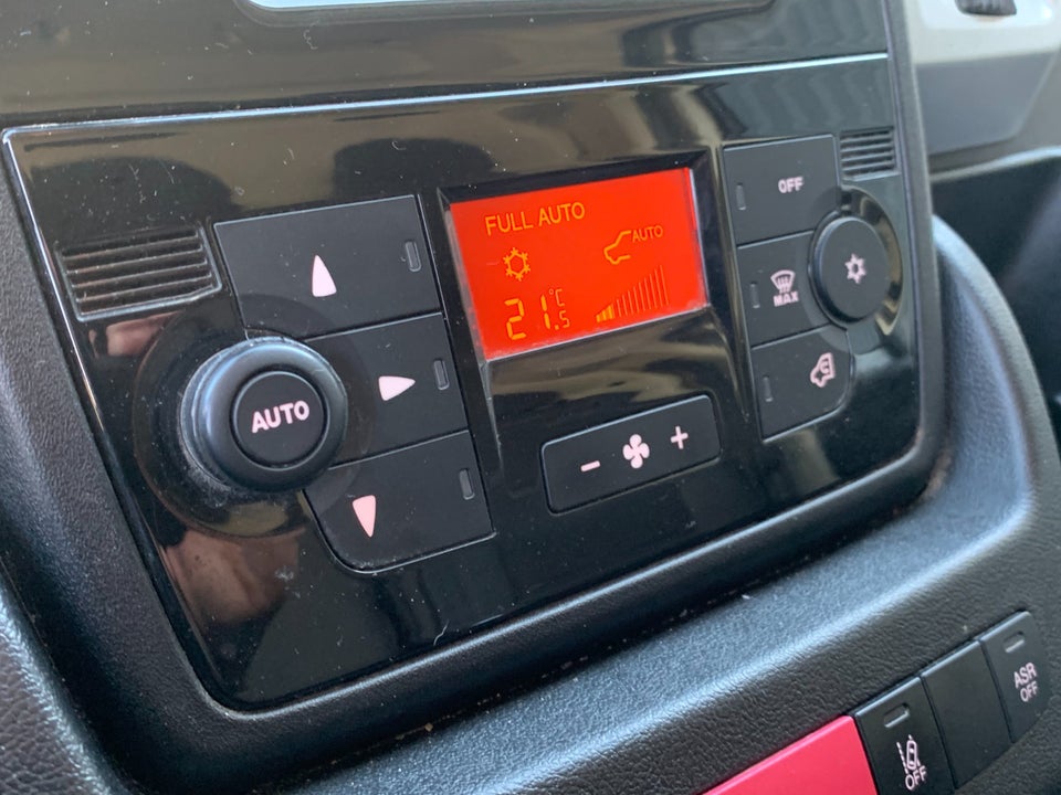 Peugeot Boxer 435 2,0 BlueHDi 163 L4H2 Premium