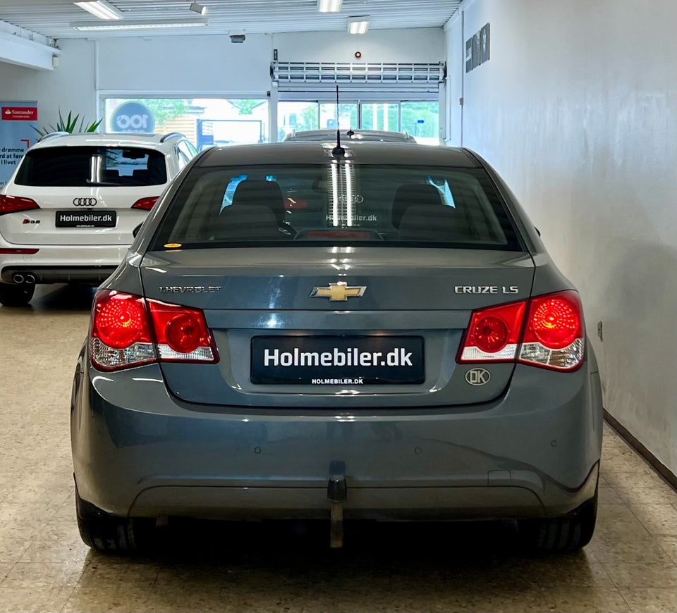 Chevrolet Cruze 2,0 VCDi 163 LS 4d