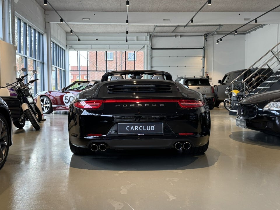 Porsche 911 Carrera 4S 3,8 Cabriolet PDK 2d