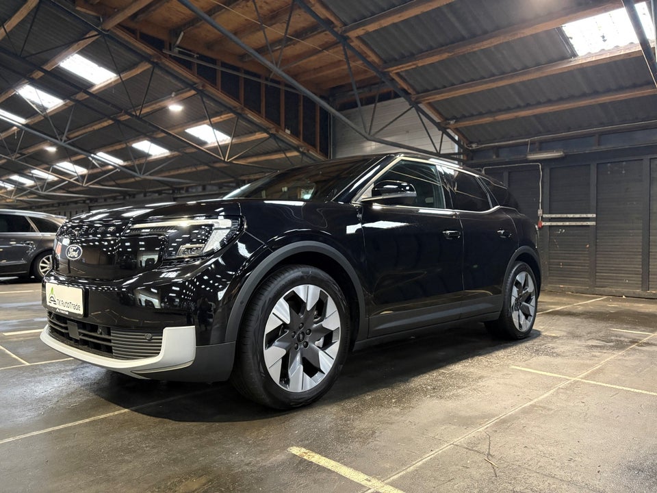 Ford Explorer 77 Premium Extended Range 5d