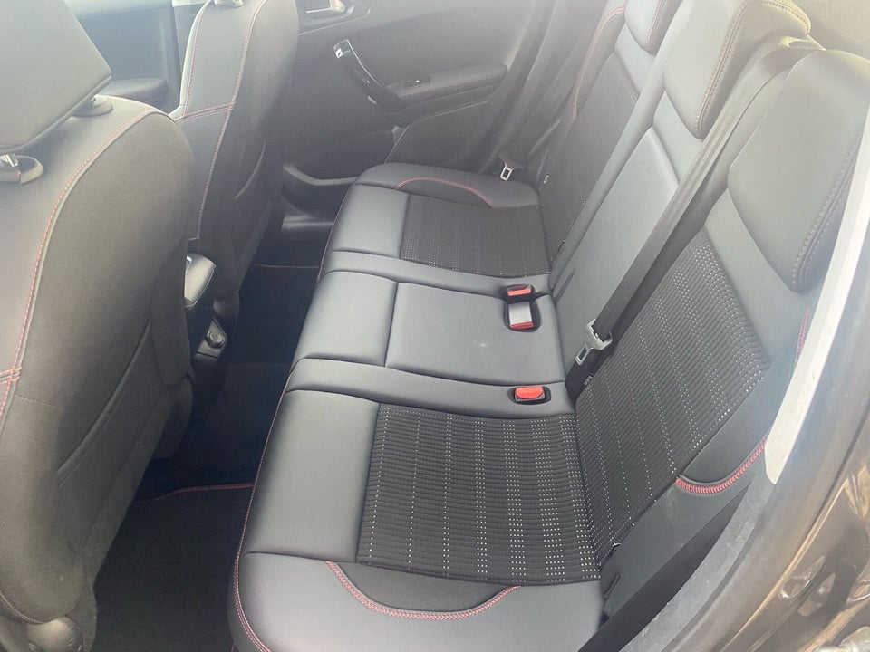 Peugeot 2008 1,5 BlueHDi 120 GT Line EAT6 5d