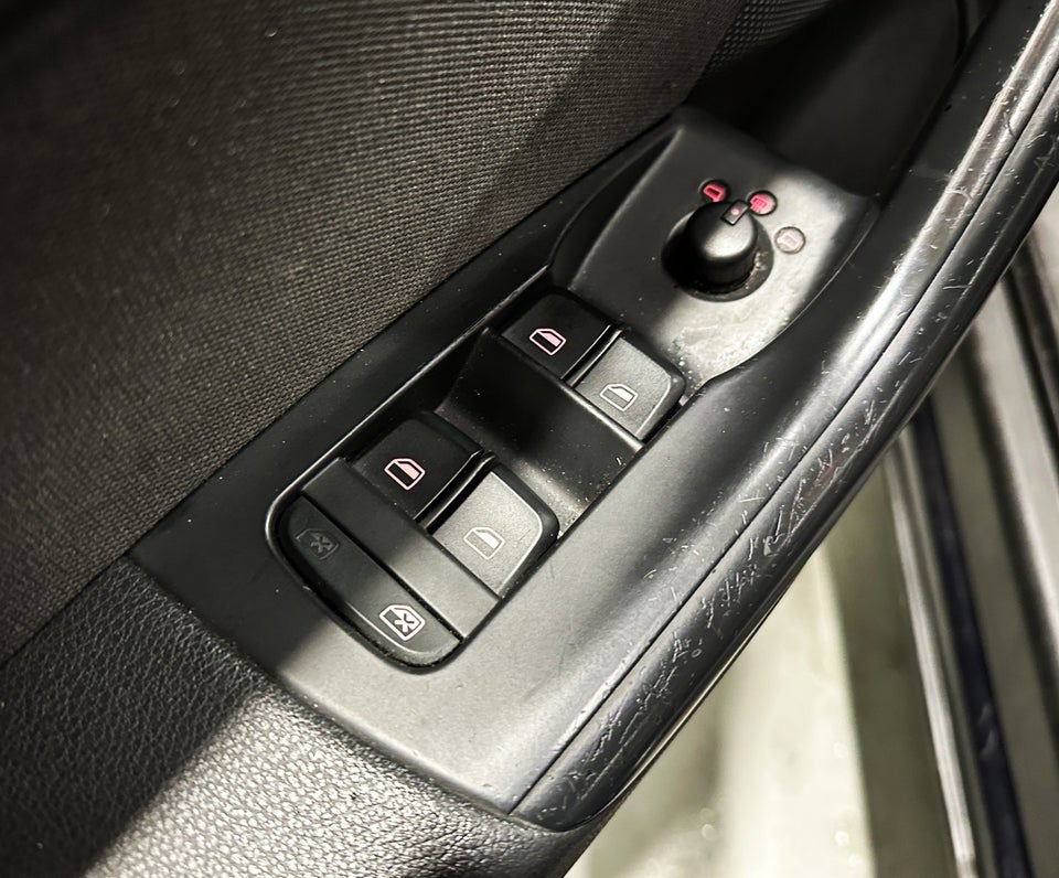 Audi Q3 2,0 TDi 177 quattro S-tr. 5d