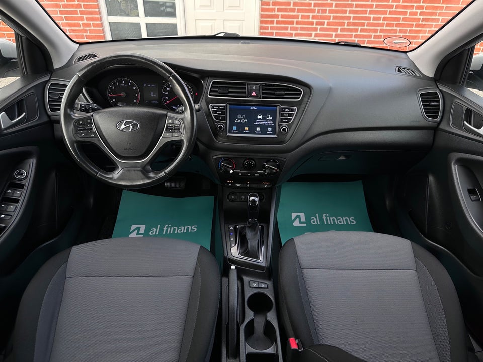 Hyundai i20 1,0 T-GDi Trend DCT 5d