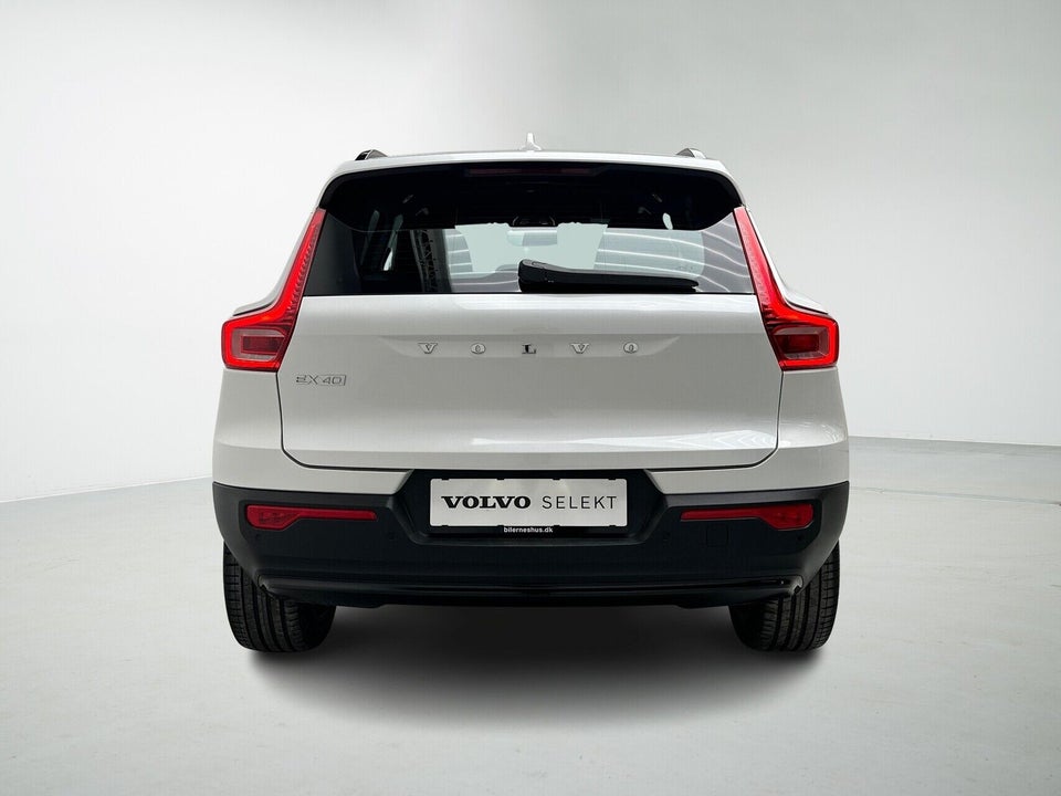 Volvo EX40 Extended Range Plus 5d