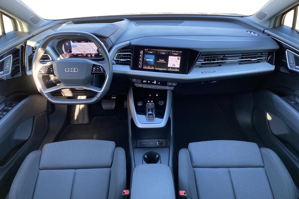 Audi Q4 e-tron 35  5d