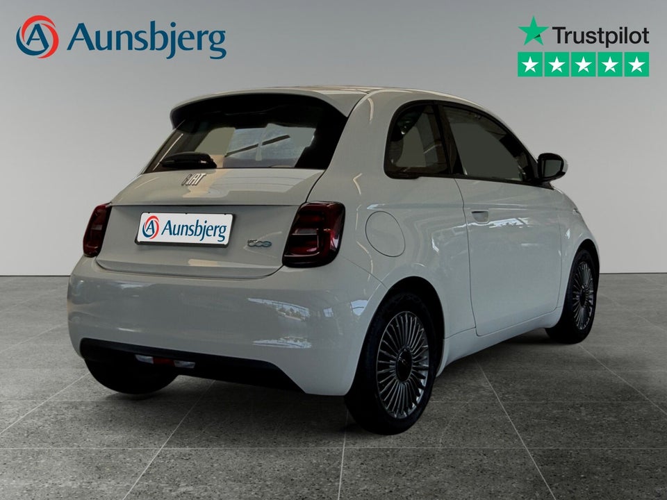 Fiat 500e 42 Icon 3d