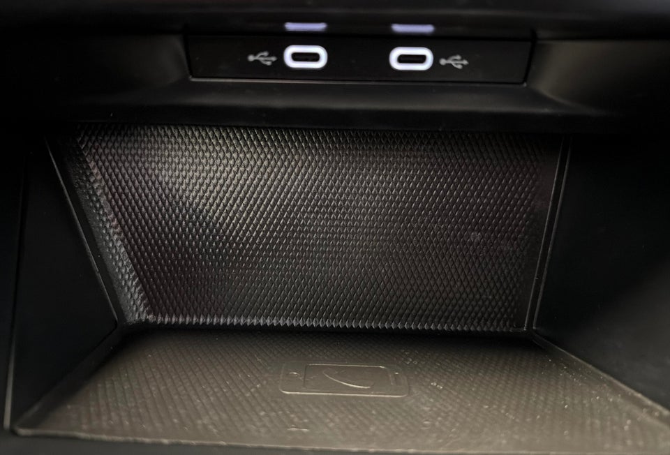 VW Golf VIII 2,0 TDi 115 Life DSG Van 5d