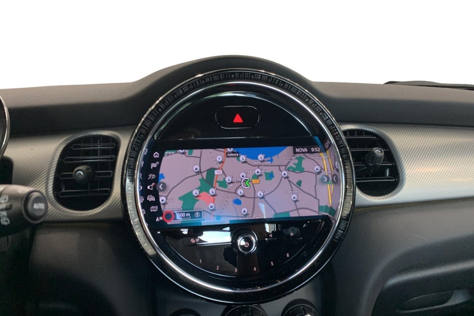 MINI Cooper SE Essential 3d