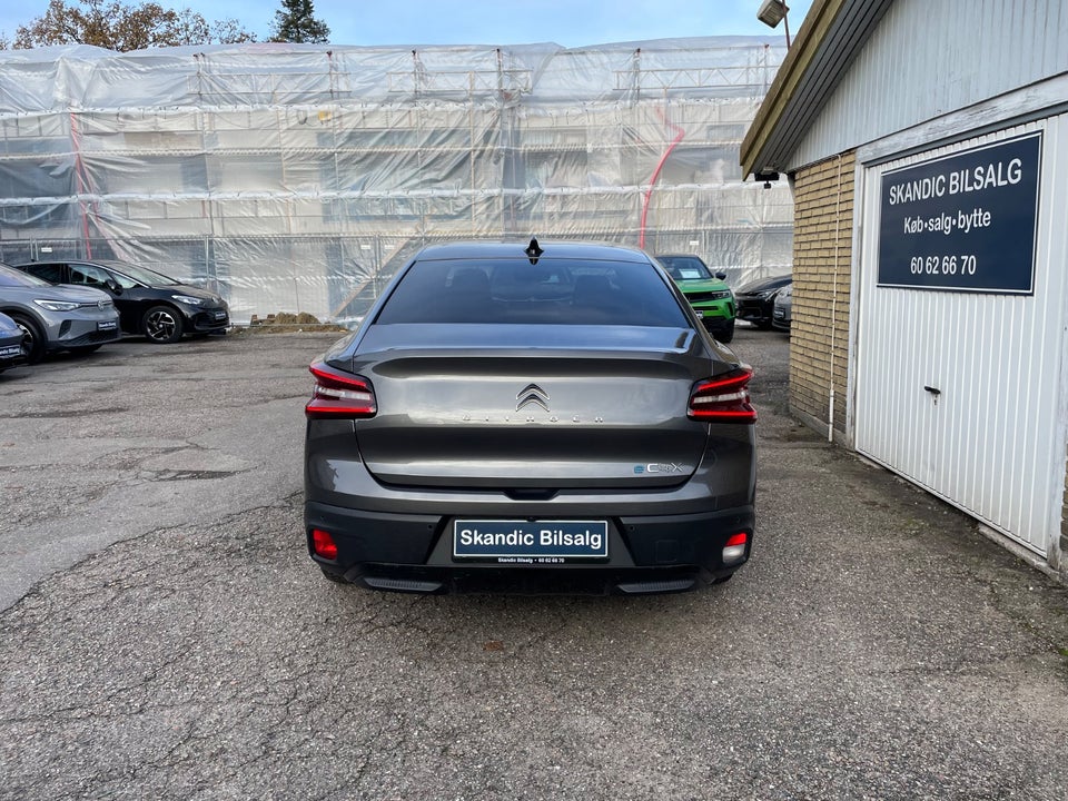 Citroën ë-C4 X 50 Shine 4d