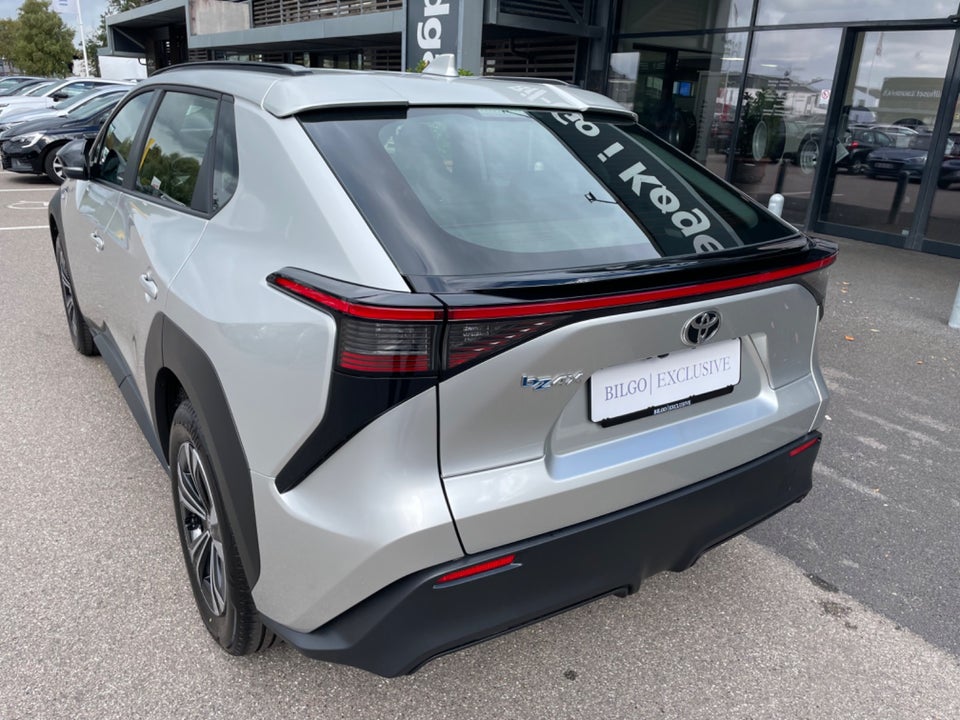 Toyota bZ4X 73 Active 5d