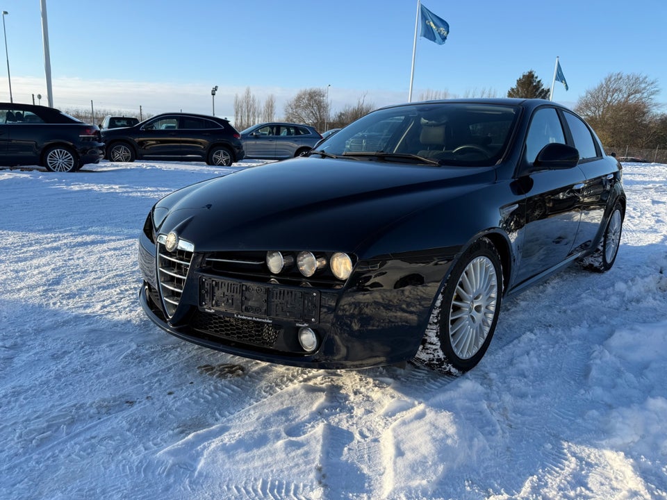 Alfa Romeo 159 2,2 JTS 4d