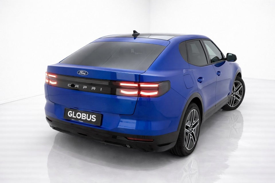 Ford Capri 77 Premium Extended Range 5d