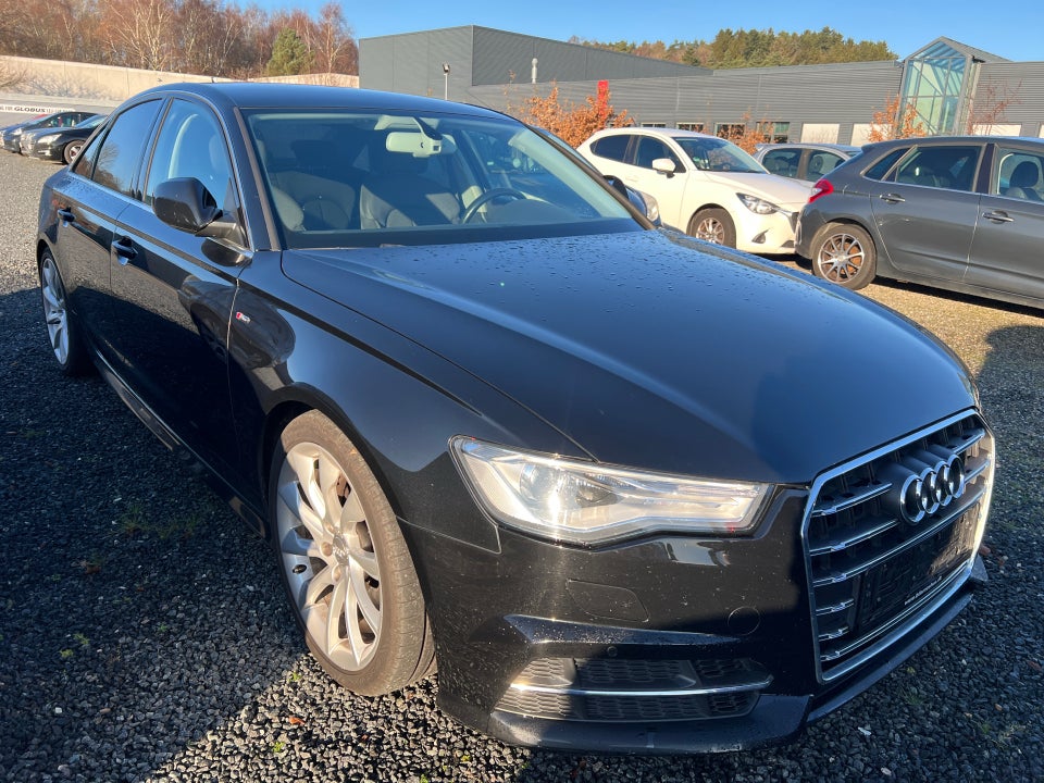 Audi A6 3,0 TDi 218 S-line S-tr. 4d