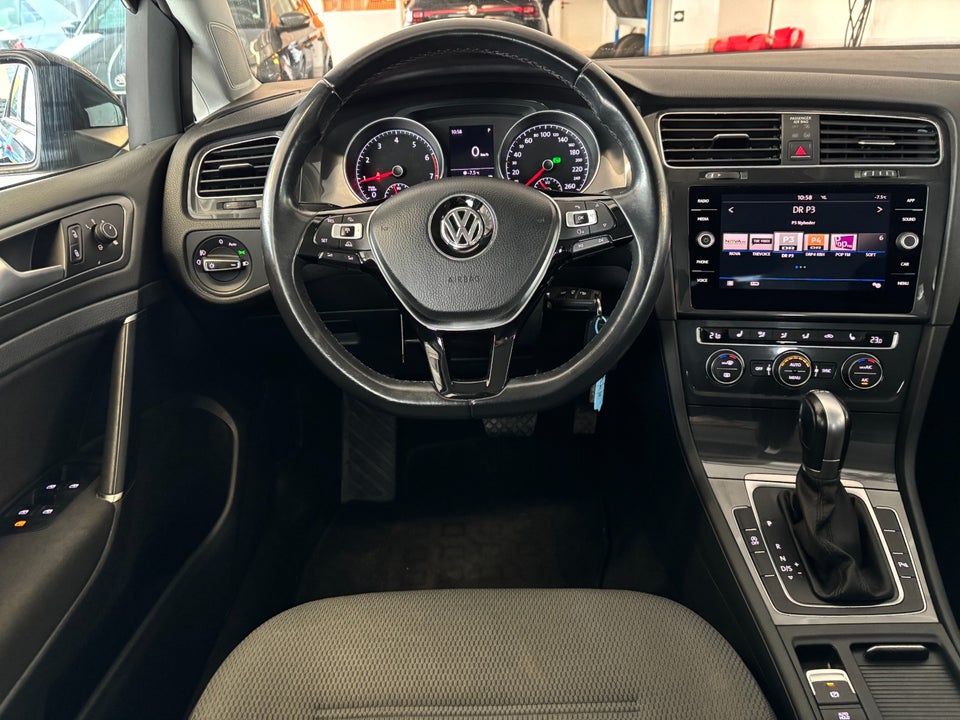 VW Golf VII 1,5 TSi 130 Comfortline Variant DSG 5d
