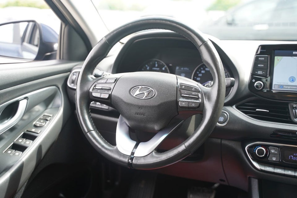 Hyundai i30 1,6 CRDi 110 Trend stc. DCT 5d