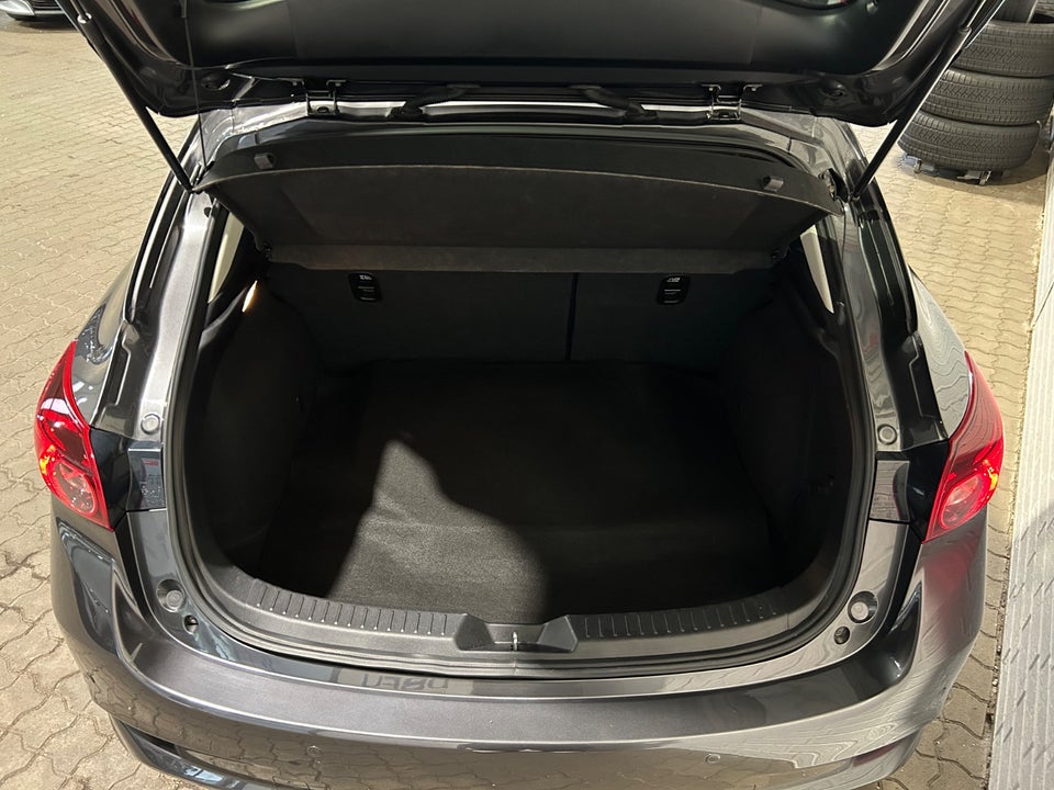 Mazda 3 2,0 SkyActiv-G 120 Vision aut. 5d