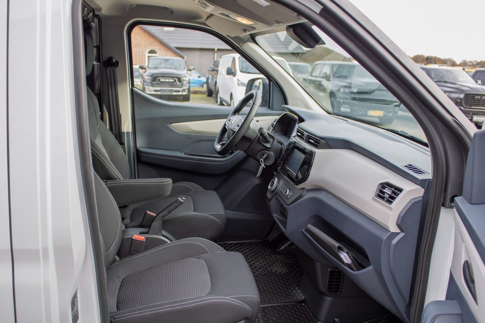 Maxus e-Deliver 3 50 Cargo Van SWB