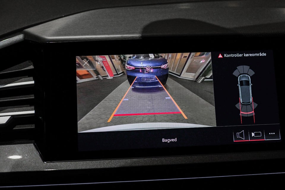 Audi Q4 e-tron 40 S-line 5d