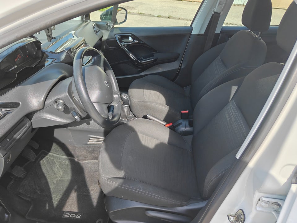 Peugeot 208 1,0 VTi Access Air 5d