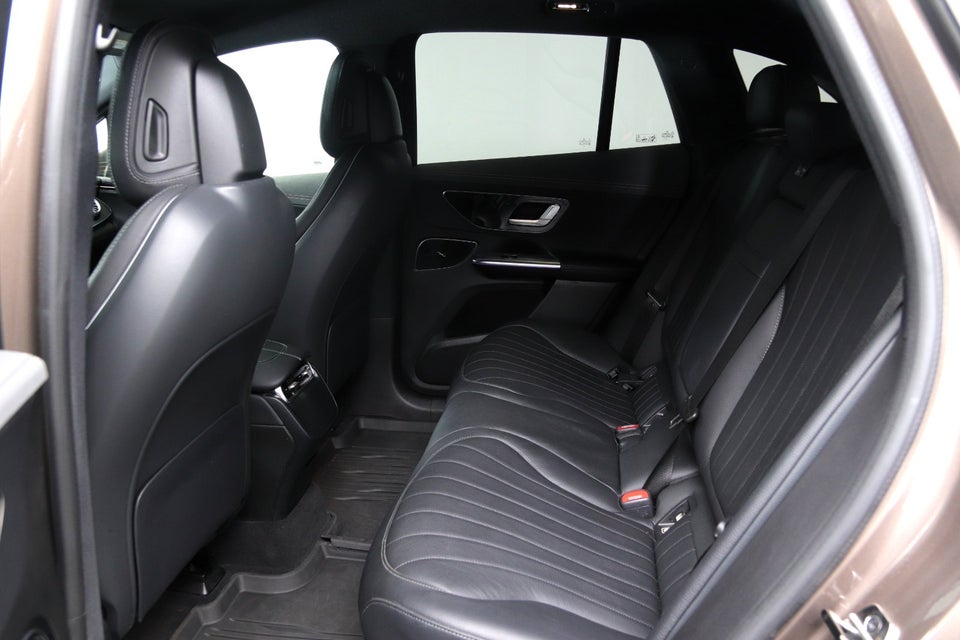 Mercedes EQE350 SUV AMG Advance Plus 4Matic 5d