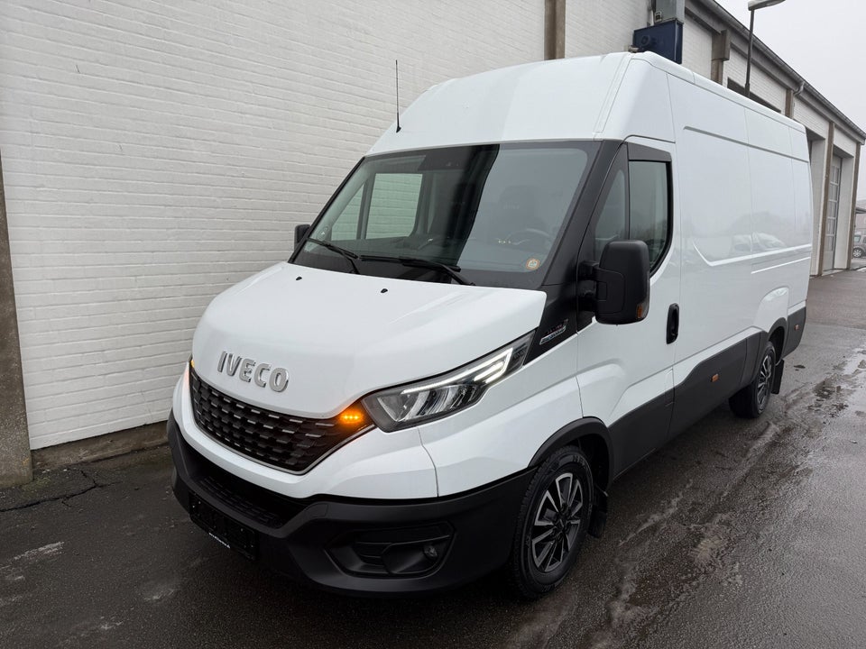 Iveco Daily 3,0 35S18 12m³ Van AG8